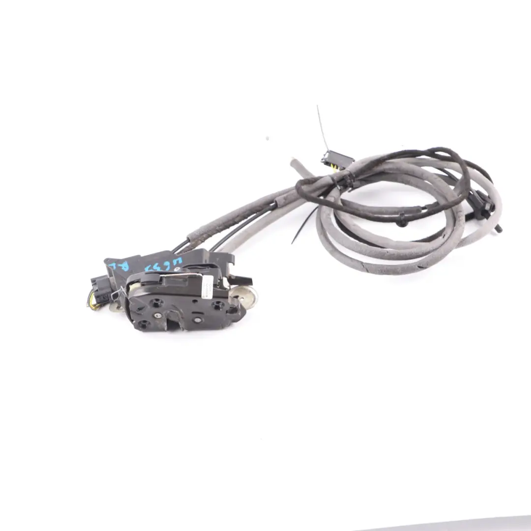 Mercedes W639 Mécanisme de verrouillage de porte coulissante arrière gauche - SKU A6397300635-2 - Numéro de pièce A6397300635