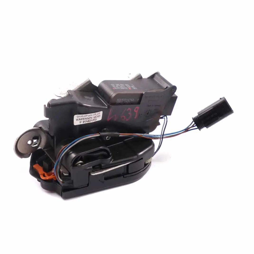 Zamek Drzwi Przesuwnych Prawy do Mercedes W639 o numerze A6397300935 Mercedes W639 Zamek Drzwi Przesuwnych Prawy - SKU A6397300935 - Numer Części A6397300935