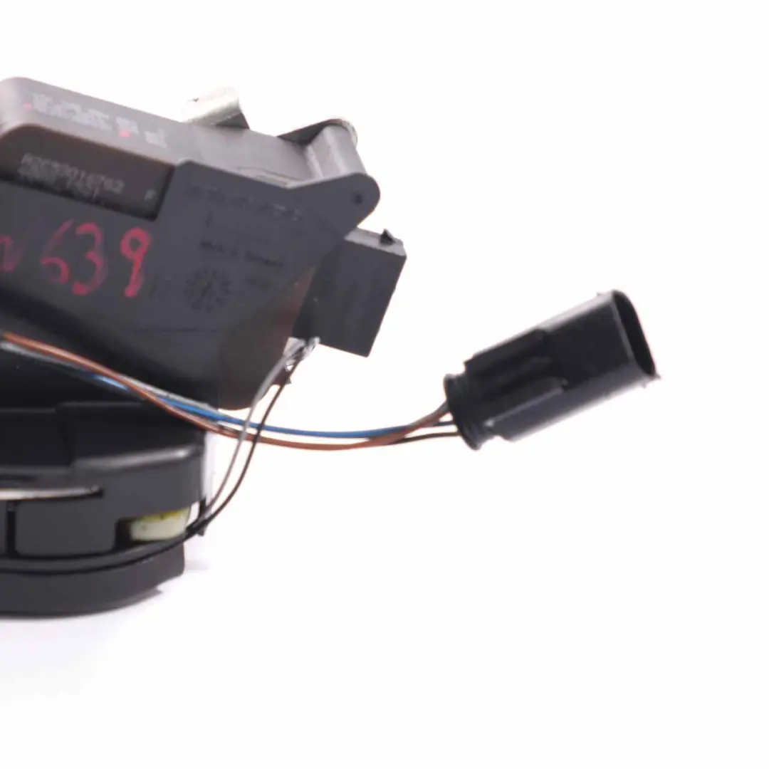 Cerradura Puerta Actuador Pestillo Lado Derecho para Mercedes W639 con número de pieza A6397300935 Mercedes W639 Cerradura Puerta Actuador Pestillo Lado Derecho - SKU A6397300935 - Número de pieza A6397300935