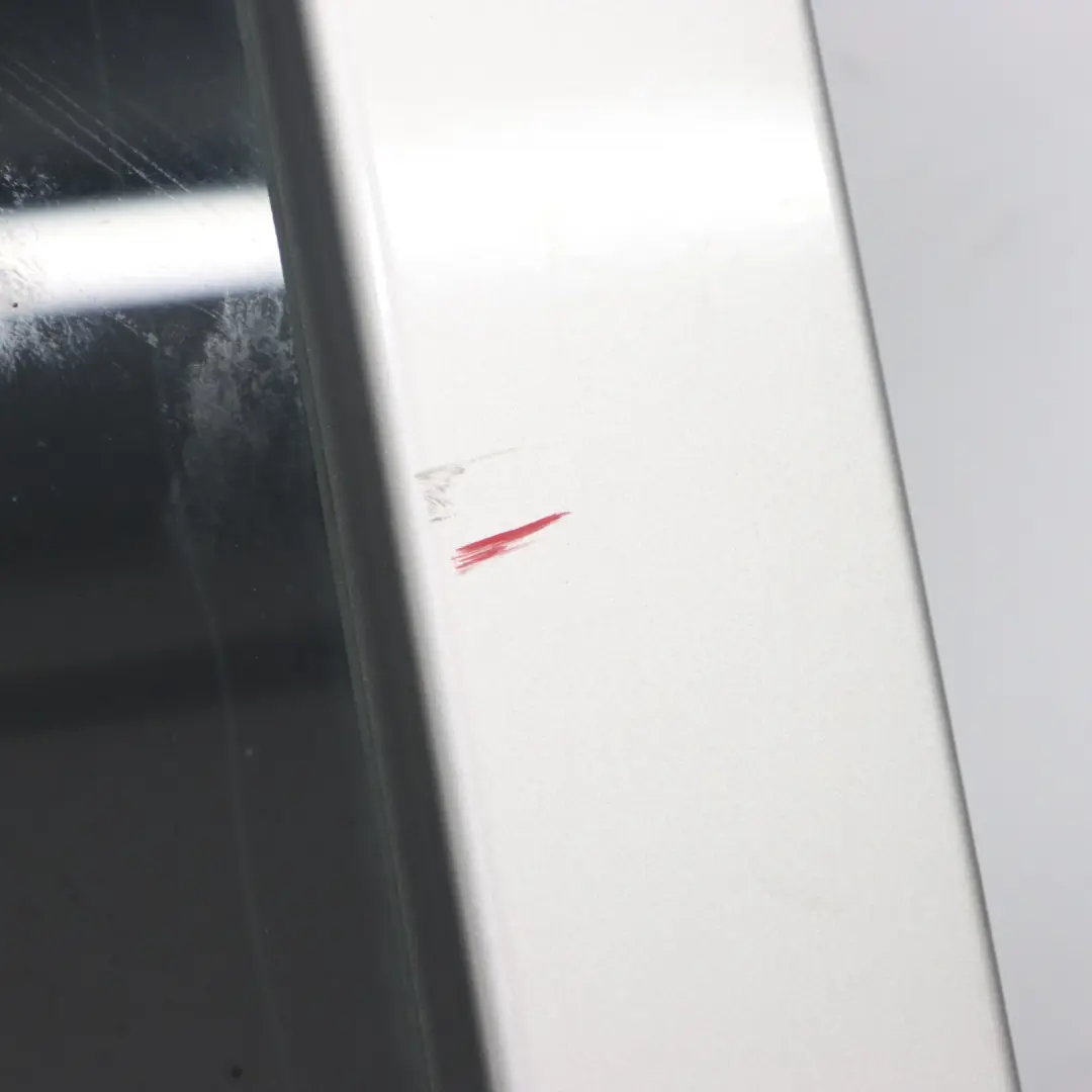 Drzwi Boczne Przesuwne Prawy Tył do Mercedes W639 o numerze A6397301605 Mercedes W639 Drzwi Boczne Przesuwne Prawy Tył - SKU A6397301605-BRS - Numer Części A6397301605