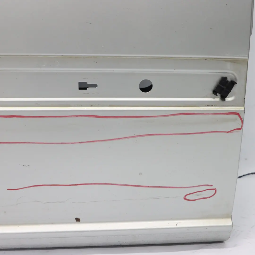 Sliding Door Side Rear Right O/S Brilliant Silver 9744 to Mercedes Vito Viano W639 with Part number A6397301605 Mercedes Vito Viano W639 Sliding Door Side Rear Right O/S Brilliant Silver 9744 - SKU A6397301605-BRS - Part number A6397301605