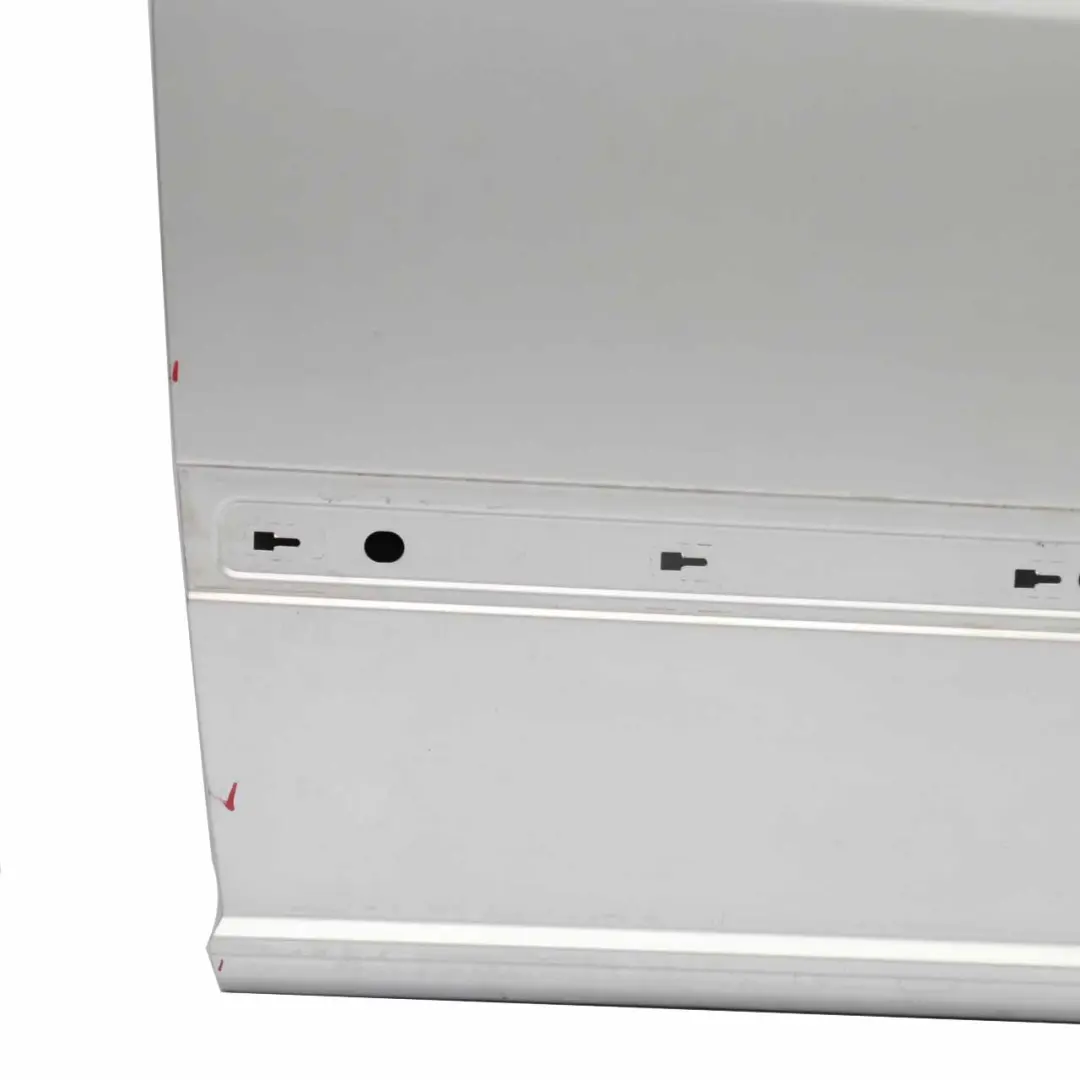 Sliding Door Rear Right O/S Brilliant Silver 9744 to Mercedes Vito Viano W639 Long with Part number A6397301805 Mercedes Vito Viano W639 Long Sliding Door Rear Right O/S Brilliant Silver 9744 - SKU A6397301805-BRS - Part number A6397301805