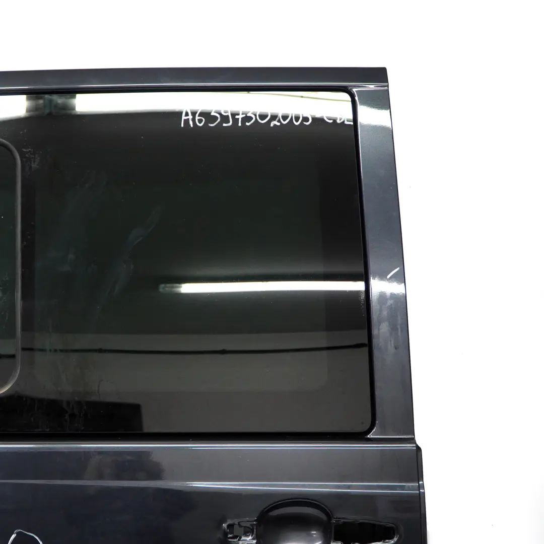 Sliding Side Door Rear Right O/S Carbon Black Metallic - 040 to Mercedes Vito W639 with Part number A6397302005 Mercedes Vito W639 Sliding Side Door Rear Right O/S Carbon Black Metallic - 040 - SKU A6397302005-CBL - Part number A6397302005