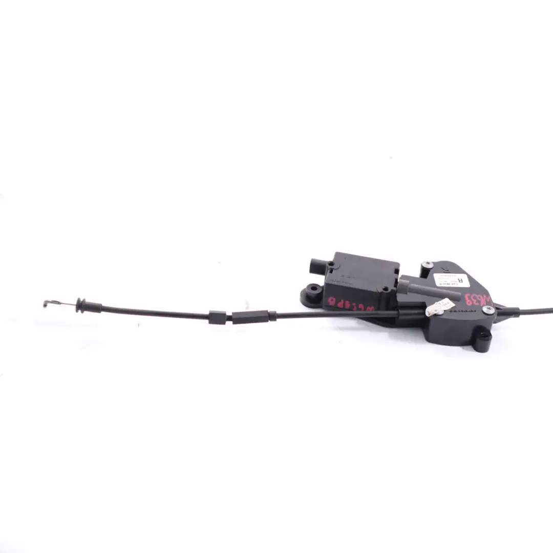 Mercedes Vito W639 Actuador Motor Cerradura Puerta Corredera Lateral Derecha - SKU A6397330135 - Número de pieza A6397330135