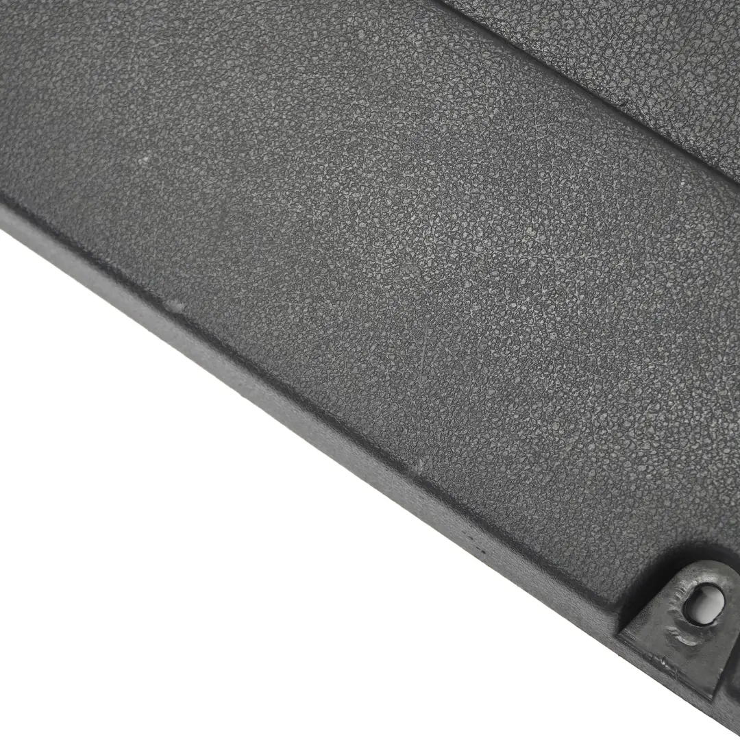 Mercedes Vito W639 Carte de Porte Arriere Gauche Habillage de Panneau Noir - SKU A6397370471 - Numéro de pièce A6397370471