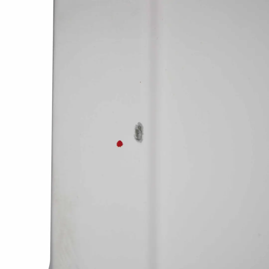 Puerta Trasera Izquierda Tapa Maletero Blanco Ártico - 9147 para Mercedes Vito W639 con número de pieza A6397400002 Mercedes Vito W639 Puerta Trasera Izquierda Tapa Maletero Blanco Ártico - 9147 - SKU A6397400002-ARW2 - Número de pieza A6397400002