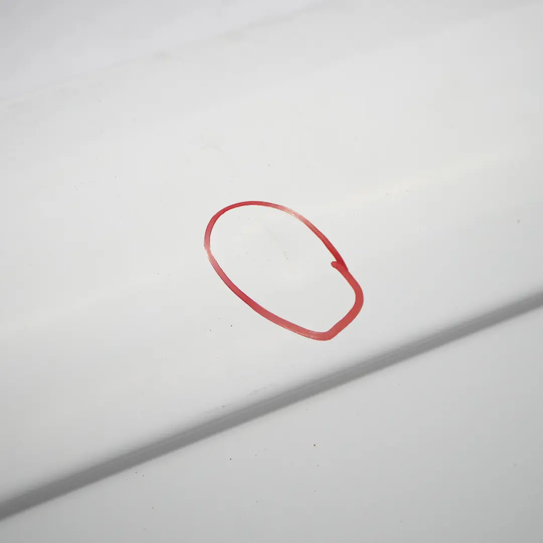 Porta posteriore sinistra Portellone posteriore Bianco Artico 9147 per Mercedes W639 con numero di parte A6397400002 Mercedes W639 Porta posteriore sinistra Portellone posteriore Bianco Artico 9147 - SKU A6397400002-ARW2 - Numero di parte A6397400002