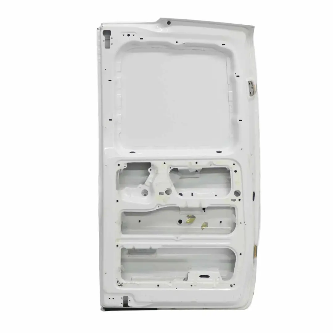 Puerta Trasera Izquierda Tapa Maletero Blanco Ártico - 9147 para Mercedes Vito W639 con número de pieza A6397400002 Mercedes Vito W639 Puerta Trasera Izquierda Tapa Maletero Blanco Ártico - 9147 - SKU A6397400002-ARW4 - Número de pieza A6397400002