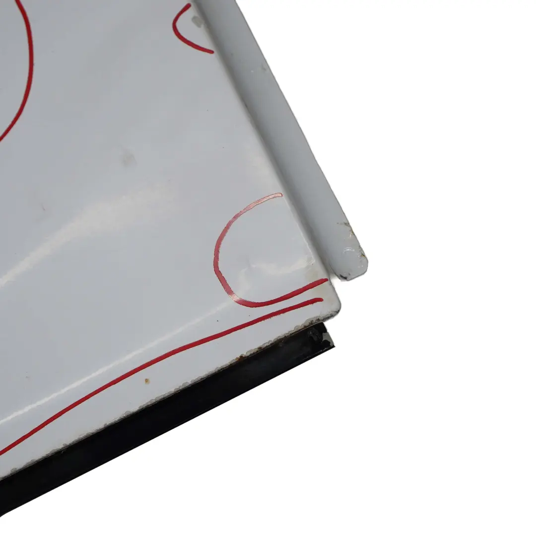 Porta posteriore sinistra Portellone posteriore Bianco Artico 9147 per Mercedes W639 con numero di parte A6397400002 Mercedes W639 Porta posteriore sinistra Portellone posteriore Bianco Artico 9147 - SKU A6397400002-ARW - Numero di parte A6397400002