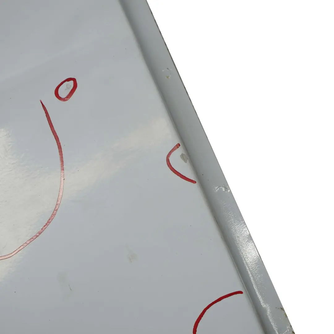 Puerta Trasera Izquierda Tapa Maletero Blanco Ártico - 9147 para Mercedes Vito W639 con número de pieza A6397400002 Mercedes Vito W639 Puerta Trasera Izquierda Tapa Maletero Blanco Ártico - 9147 - SKU A6397400002-ARW - Número de pieza A6397400002