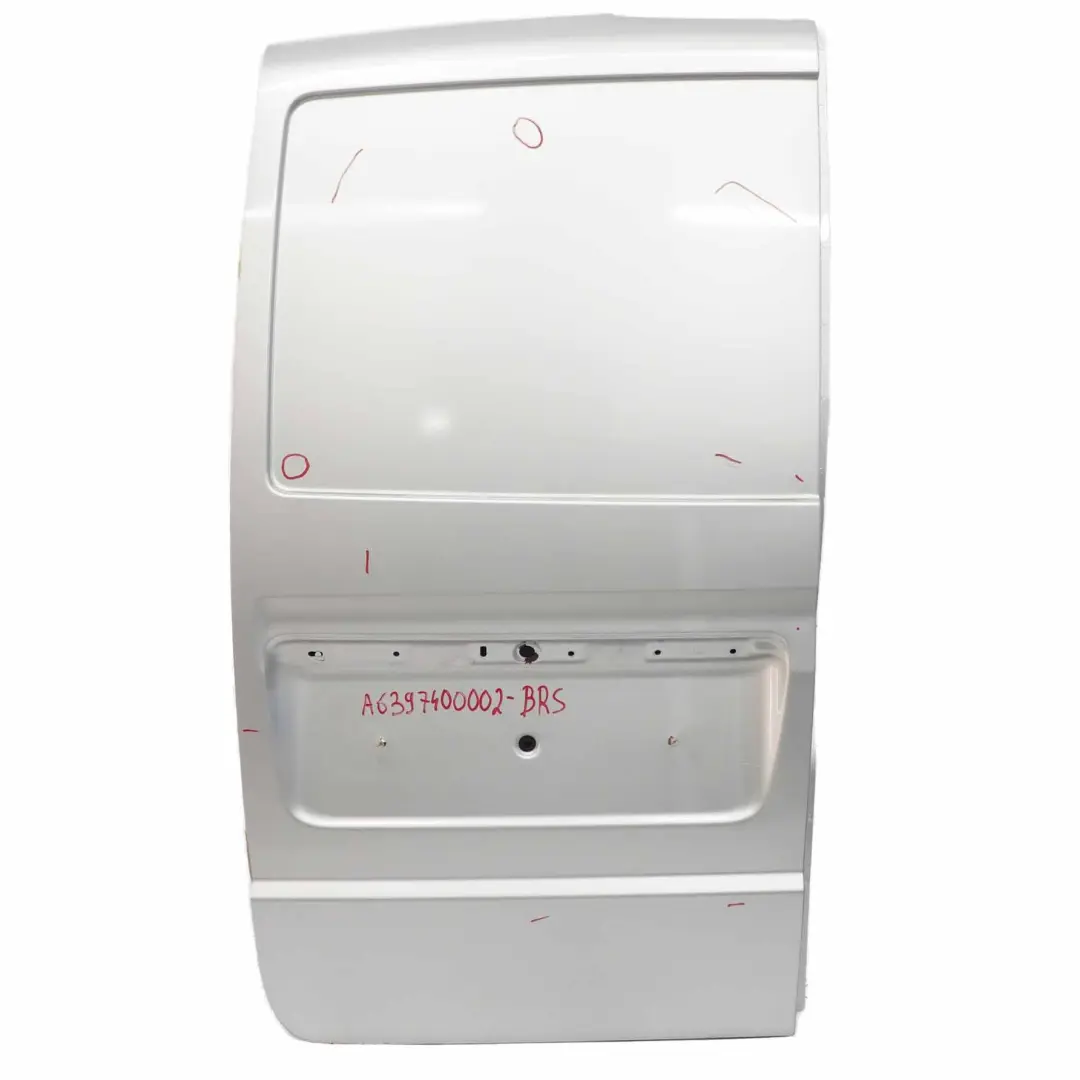 Porta posteriore sinistra Portellone posteriore Brilliant Silver per Mercedes W639 con numero di parte A6397400002 Mercedes W639 Porta posteriore sinistra Portellone posteriore Brilliant Silver - SKU A6397400002-BRS - Numero di parte A6397400002