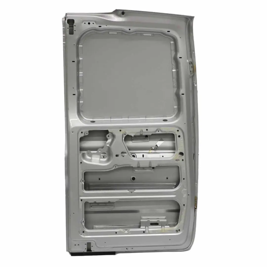 Heckklappe Hecktür Hinten Links Brillantsilber - 9744 für Mercedes Vito W639 mit Teilenummer A6397400002 Mercedes Vito W639 Heckklappe Hecktür Hinten Links Brillantsilber - 9744 - SKU A6397400002-BRS1 - Teilenummer A6397400002