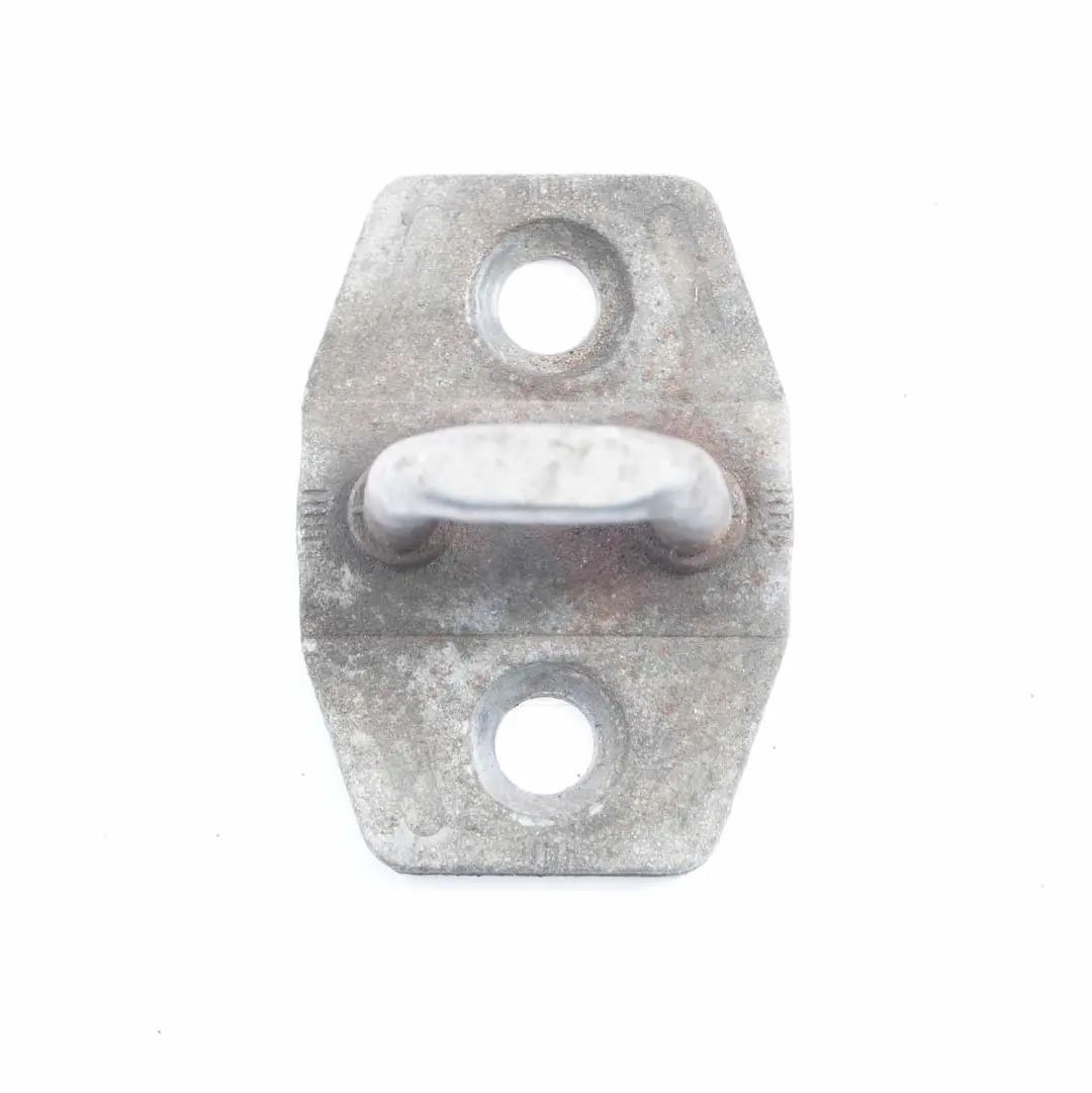 Serratura Portellone Posteriore Bagagliaio per Mercedes Vito W639 con numero di parte A6397400032 Mercedes Vito W639 Serratura Portellone Posteriore Bagagliaio - SKU A6397400032 - Numero di parte A6397400032