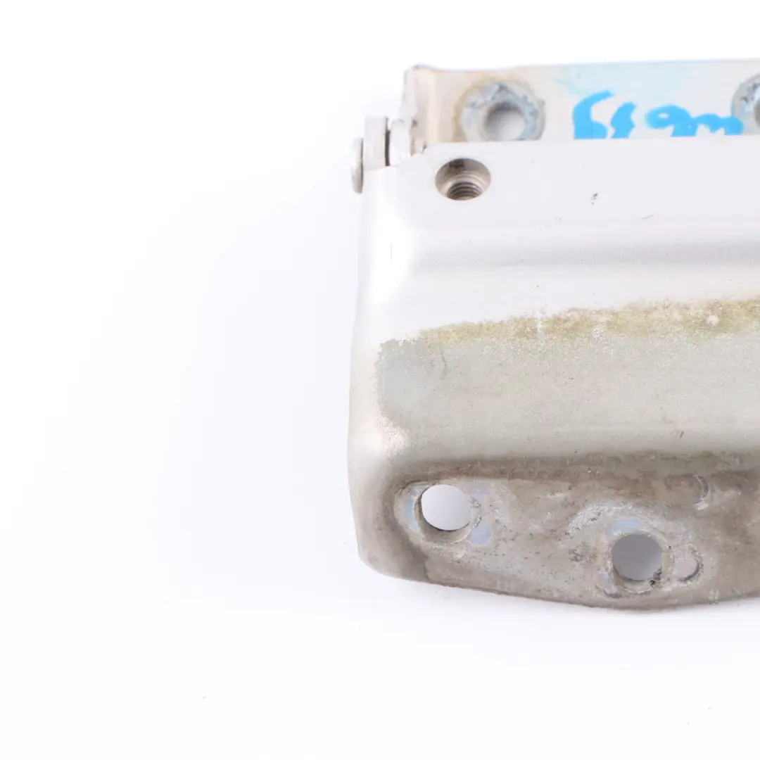 Cerniera Portellone Bagagliaio Brillantsilber per Mercedes Vito W639 con numero di parte A6397400037 Mercedes Vito W639 Cerniera Portellone Bagagliaio Brillantsilber - SKU A6397400037-BRS - Numero di parte A6397400037