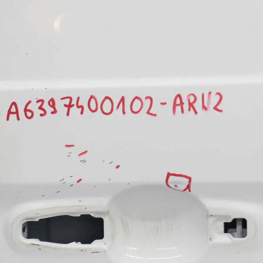 Door Right O/S Boot Lid Tailgate Arctic White - 9147 to Mercedes Vito W639 Rear with Part number A6397400102 Mercedes Vito W639 Rear Door Right O/S Boot Lid Tailgate Arctic White - 9147 - SKU A6397400102-ARW2 - Part number A6397400102