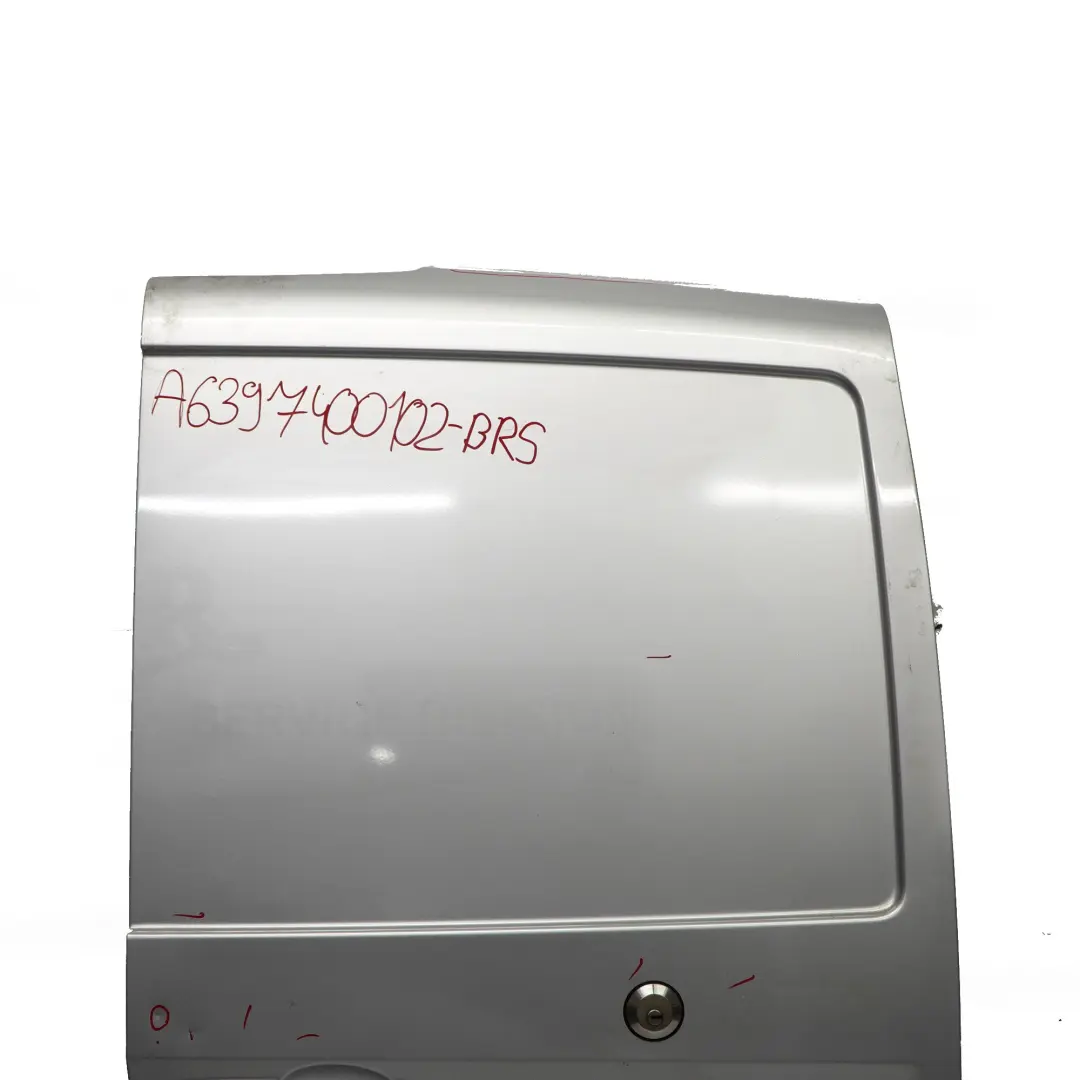 Heckklappe Hecktür Hinten Rechts Brillantsilber - 9744 für Mercedes Vito Viano W639 mit Teilenummer A6397400102 Mercedes Vito Viano W639 Heckklappe Hecktür Hinten Rechts Brillantsilber - 9744 - SKU A6397400102-BRS - Teilenummer A6397400102
