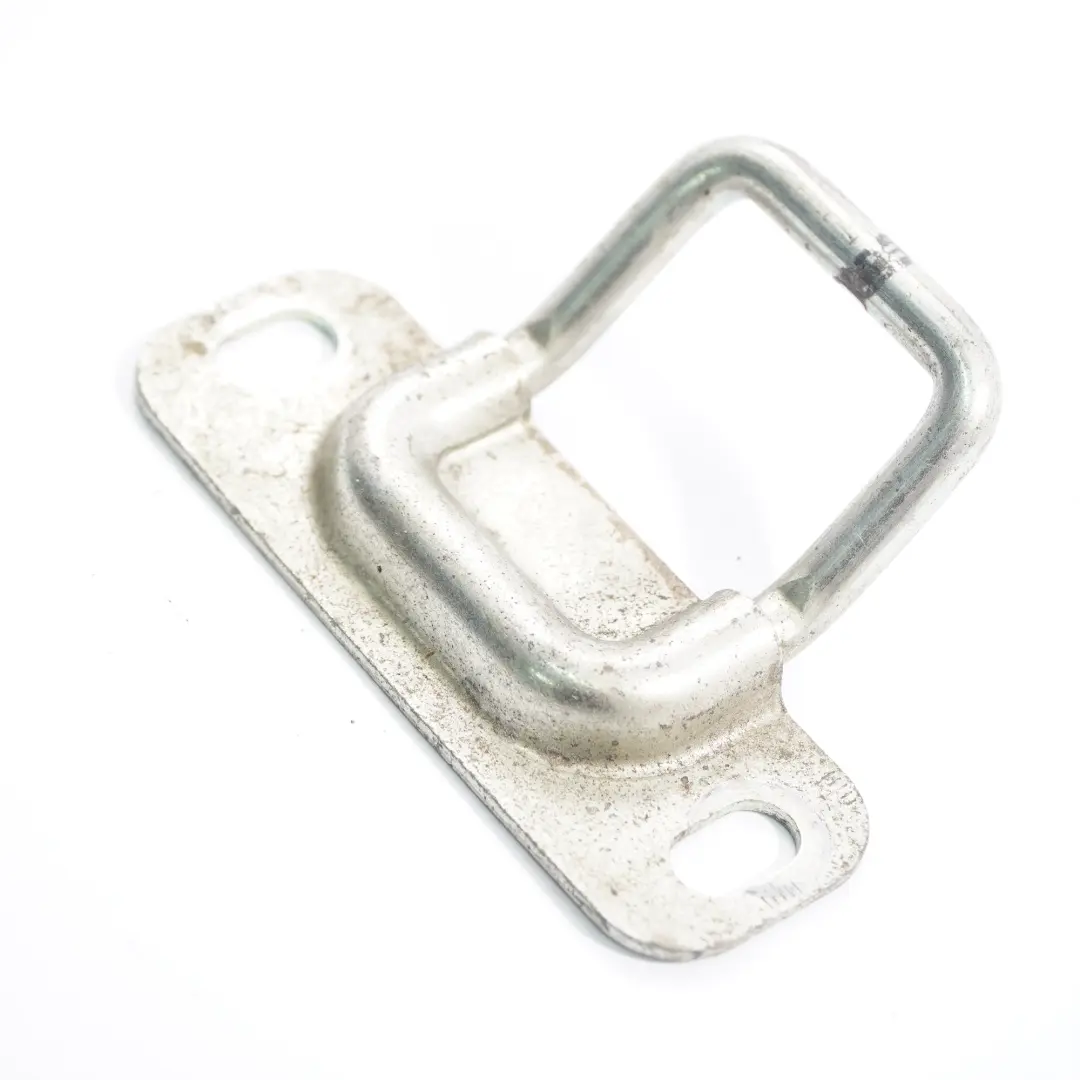 Uchwyt Mocowanie Zamka Drzwi Tył do Mercedes W639 o numerze A6397400232 Mercedes W639 Uchwyt Mocowanie Zamka Drzwi Tył - SKU A6397400232 - Numer Części A6397400232