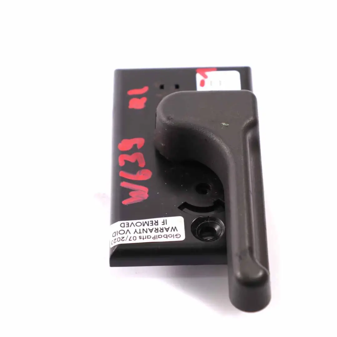 Mecanisme du loquet interieur gauche arriere pour Mercedes W639 à propos du numéro de pièce A6397400235 Mercedes W639 Mecanisme du loquet interieur gauche arriere - SKU A6397400235-1 - Numéro de pièce A6397400235