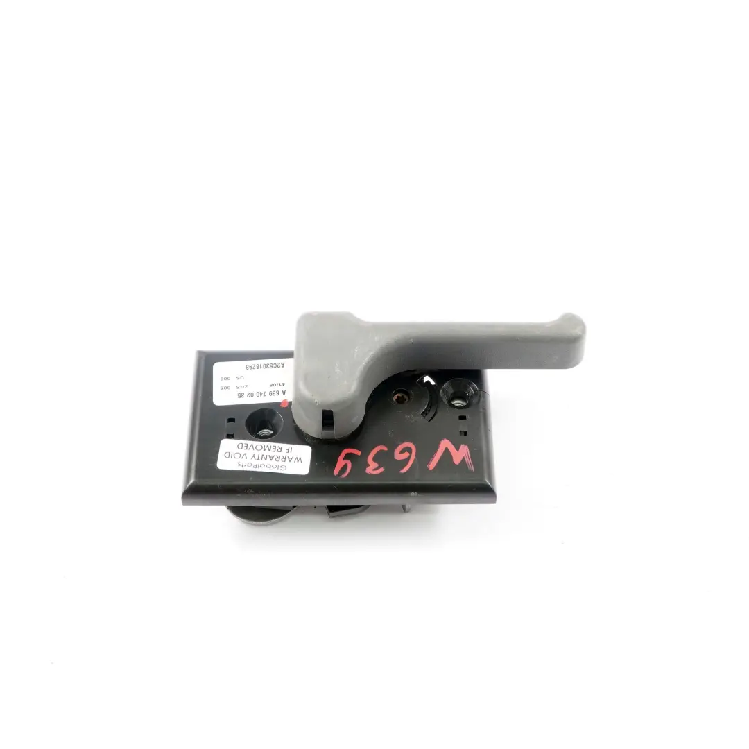 Mecanisme du loquet interieur gauche arriere pour Mercedes W639 à propos du numéro de pièce A6397400235 Mercedes W639 Mecanisme du loquet interieur gauche arriere - SKU A6397400235 - Numéro de pièce A6397400235