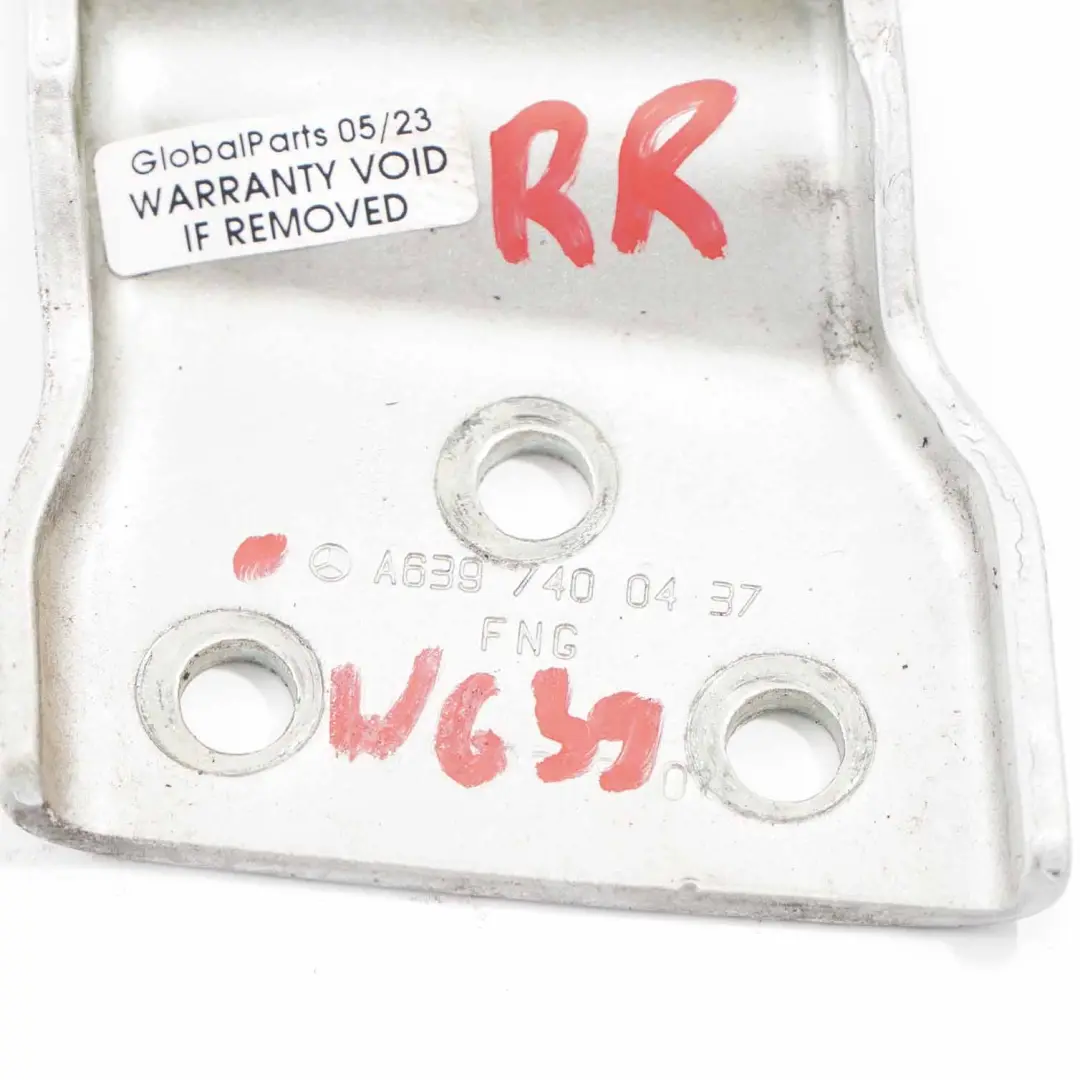 Mercedes W639 Cerniera portellone posteriore superiore destra Argento brillante - SKU A6397400437-BRS - Numero di parte A6397400437