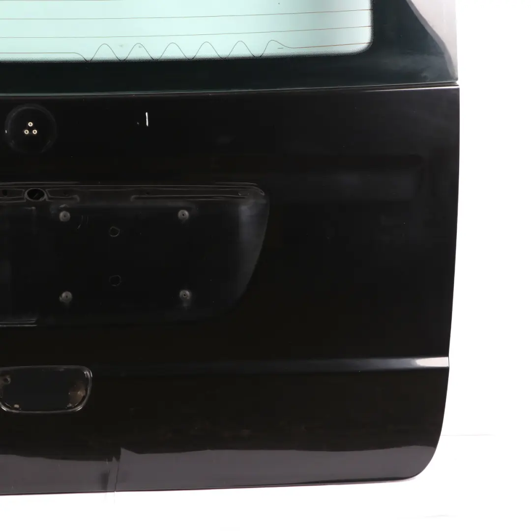 Boot Trunk Lid Obsidian Black Metallic - 197 to Mercedes Vito W639 Rear Tailgate with Part number A6397400501 Mercedes Vito W639 Rear Tailgate Boot Trunk Lid Obsidian Black Metallic - 197 - SKU A6397400501-OB - Part number A6397400501