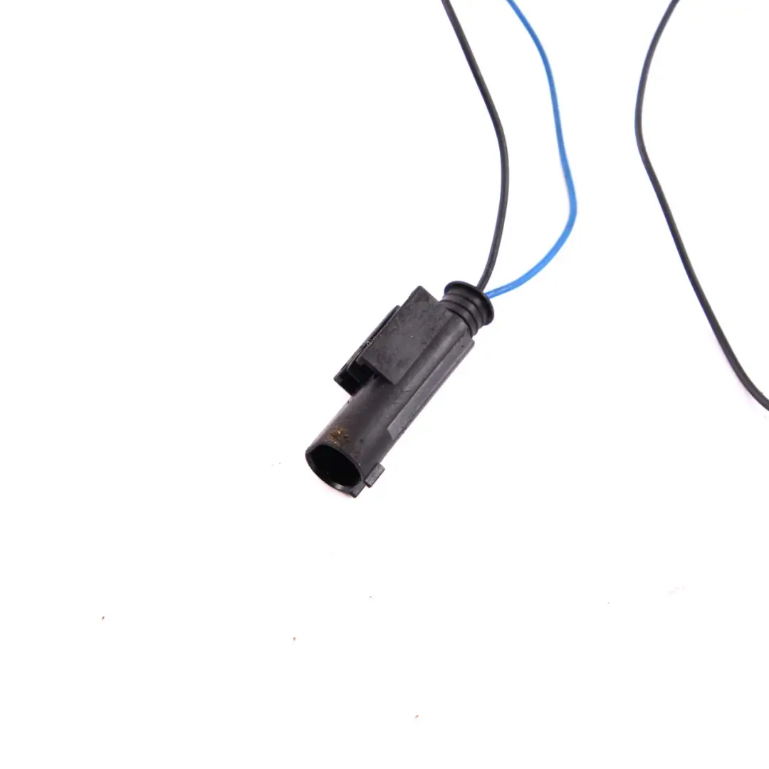 Mercedes Vito W639 Verrouillage arriere gauche droit superieur - SKU A6397400635 - Numéro de pièce A6397400635