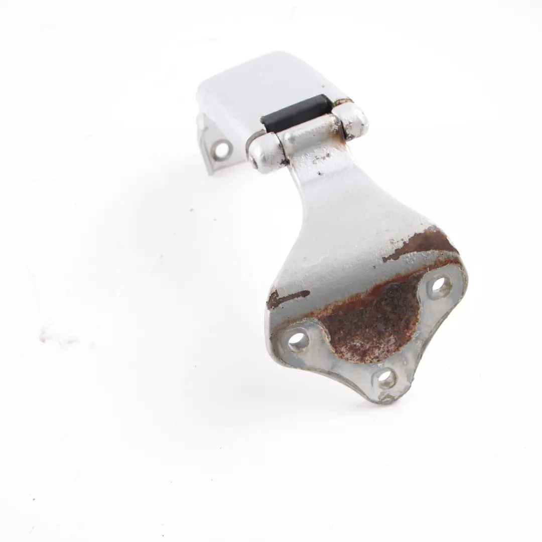 Charnière Porte Coffre Arrière Gauche Argent Brillant - 9744 pour Mercedes Vito W639 à propos du numéro de pièce A6397401337 Mercedes Vito W639 Charnière Porte Coffre Arrière Gauche Argent Brillant - 9744 - SKU A6397401337-BRS - Numéro de pièce A6397401337