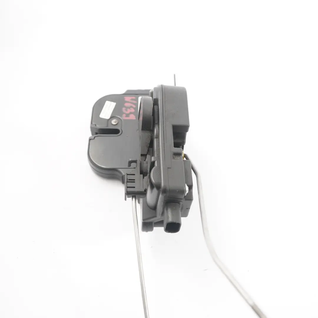 Portellone posteriore Coperchio sicurezza Serratura chiusura per Mercedes Vito W639 con numero di parte A6397401635 Mercedes Vito W639 Portellone posteriore Coperchio sicurezza Serratura chiusura - SKU A6397401635 - Numero di parte A6397401635