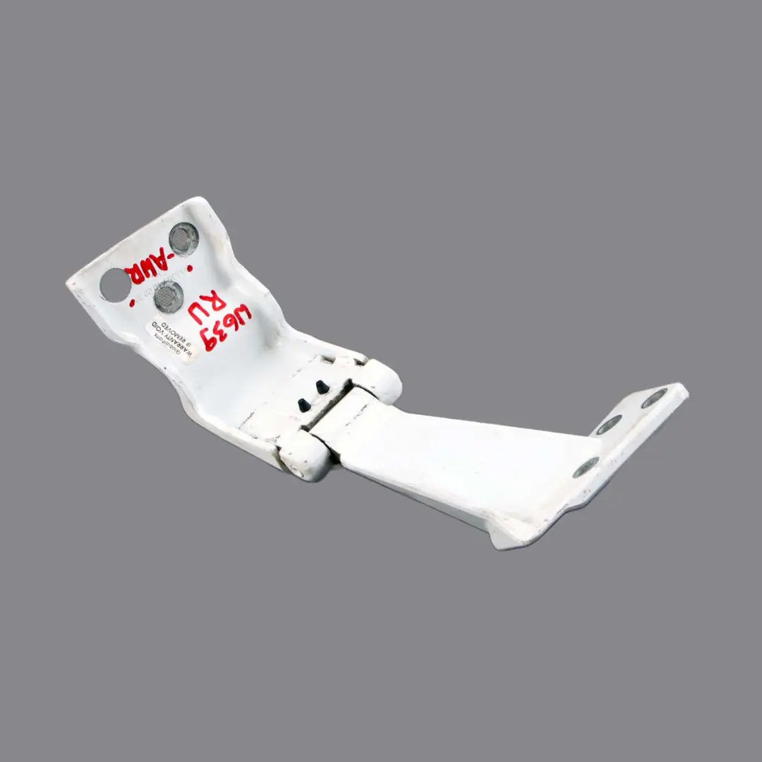 Bisagra Puerta Derecha Tronco Trasero Superior Blanco Ártico para Mercedes Vito W639 con número de pieza A6397402037 Mercedes Vito W639 Bisagra Puerta Derecha Tronco Trasero Superior Blanco Ártico - SKU A6397402037 - Número de pieza A6397402037