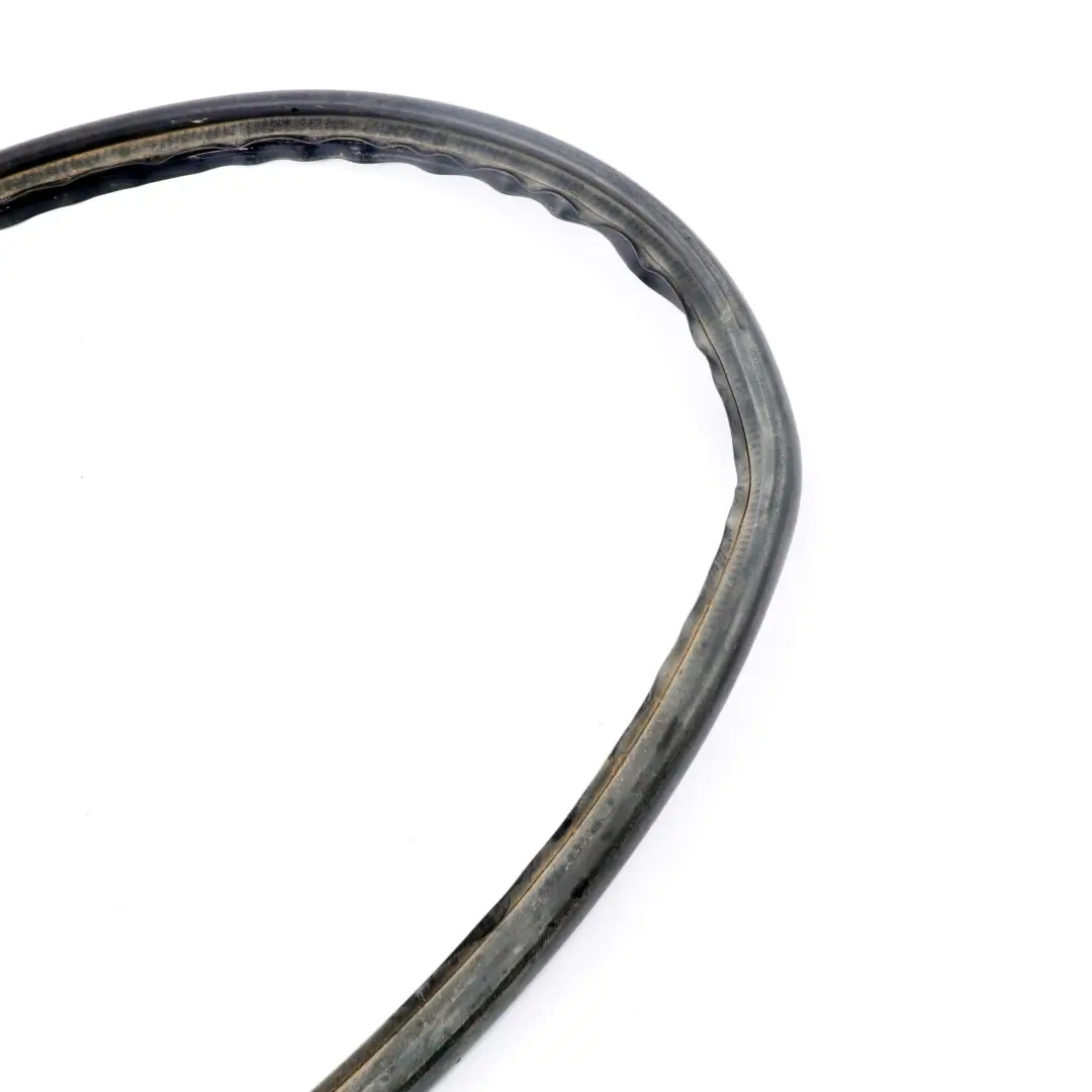 Junta Puerta Trasera Izquierda Maletero Guia Junta A6397470030 para Mercedes W639 con número de pieza A6397410080 Mercedes W639 Junta Puerta Trasera Izquierda Maletero Guia Junta A6397470030 - SKU A6397410080 - Número de pieza A6397410080