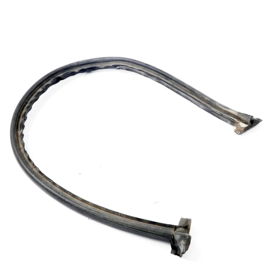 Guarnizione porta posteriore sinistra Boot Trunk Guide Gasket per Mercedes Vito W639 con numero di parte A6397410080 Mercedes Vito W639 Guarnizione porta posteriore sinistra Boot Trunk Guide Gasket - SKU A6397410080 - Numero di parte A6397410080