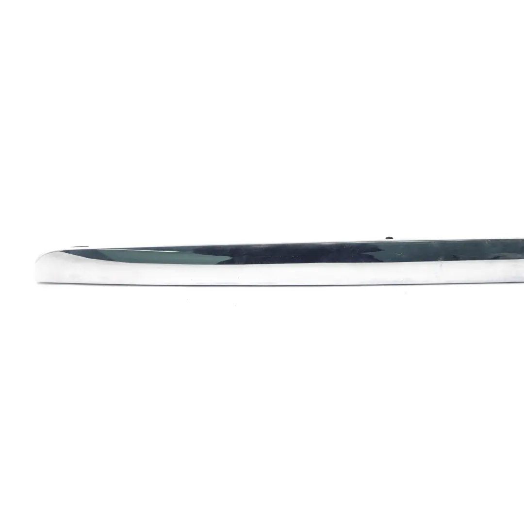 Mercedes Vito W639 Couvercle plaque d'immatriculation arrière chrome - SKU A6397432730 - Numéro de pièce A6397432730