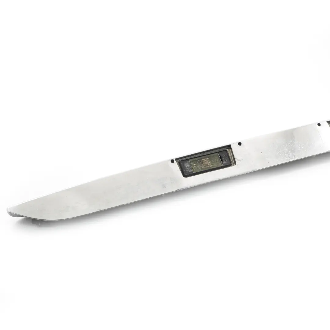 Tronco Trasero Número placa licencia Cubierta lámpara Cromo para Mercedes Vito W639 con número de pieza A6397432730 Mercedes Vito W639 Tronco Trasero Número placa licencia Cubierta lámpara Cromo - SKU A6397432730 - Número de pieza A6397432730