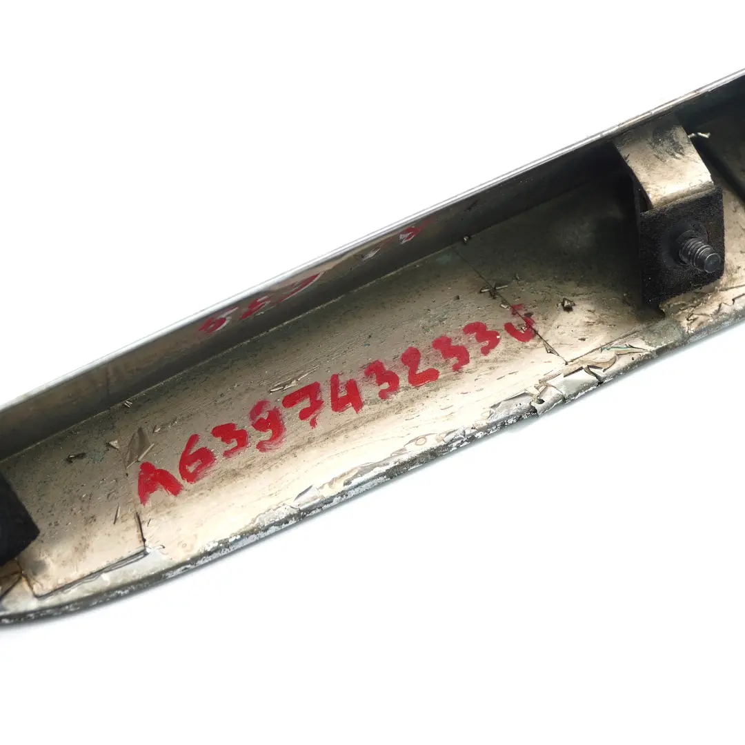 Mercedes Vito W639 Heckkofferraum Nummer leuchte Abdeckung Chrom - SKU A6397432730 - Teilenummer A6397432730