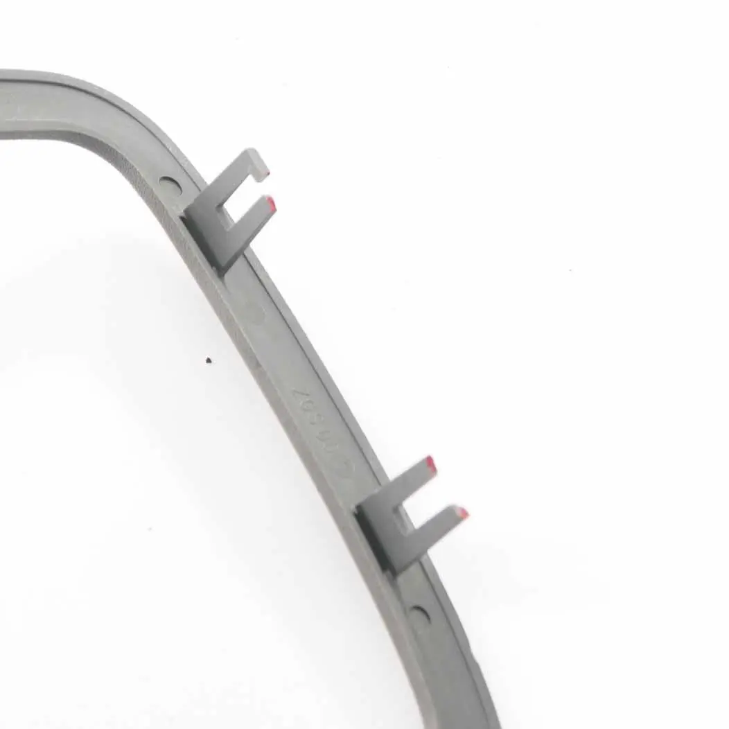 Embellecedor asa Mercedes W639 W906 puerta trasera derecha izquierda para con número de pieza A6397470187 Embellecedor asa Mercedes W639 W906 puerta trasera derecha izquierda - SKU A6397470187 - Número de pieza A6397470187