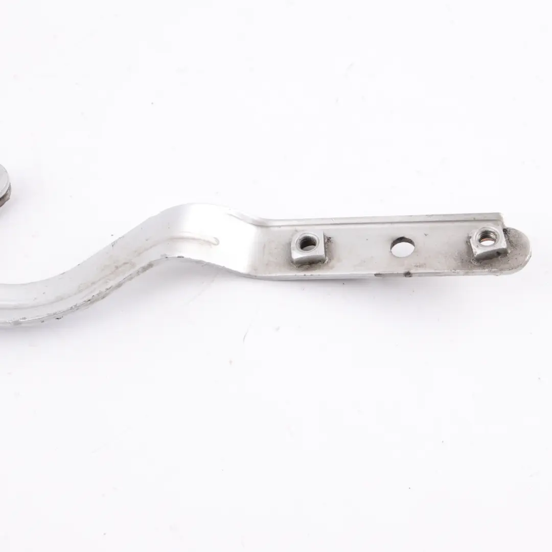 Charniere Capot Gauche Brilliant Silver - 9744 pour Mercedes Vito W639 à propos du numéro de pièce A6397500251 Mercedes Vito W639 Charniere Capot Gauche Brilliant Silver - 9744 - SKU A6397500251-BRS - Numéro de pièce A6397500251