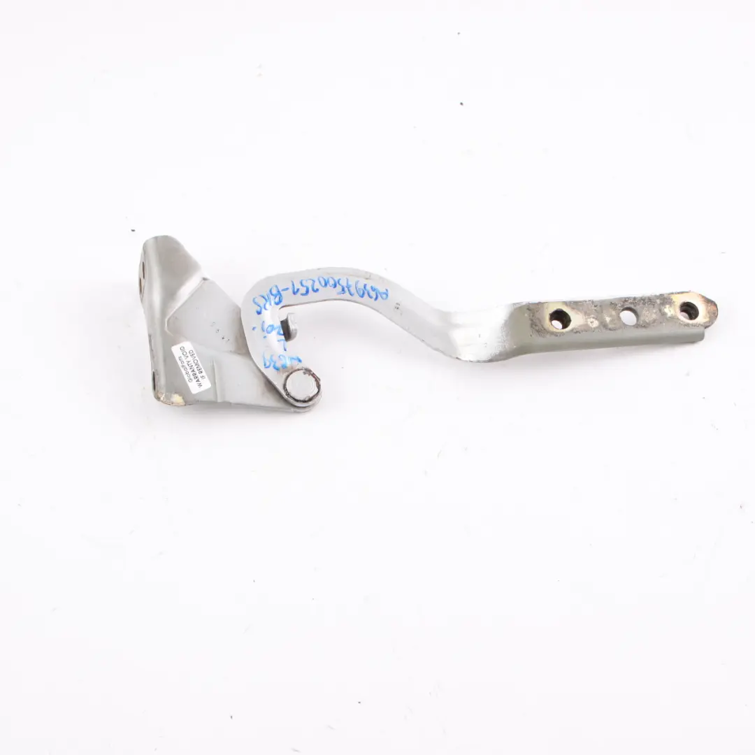 Mercedes Vito W639 Cerniera Cofano Sinistra Brilliant Silver 9744 - SKU A6397500251-BRS - Numero di parte A6397500251