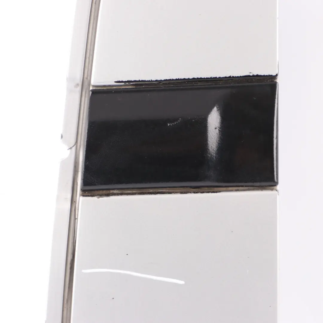 Kraftstofftankklappe Abdeckung A6397540034 Brillant Silber für Mercedes Vito W639 mit Teilenummer A6397500304 Mercedes Vito W639 Kraftstofftankklappe Abdeckung A6397540034 Brillant Silber - SKU A6397500304-BRS2 - Teilenummer A6397500304