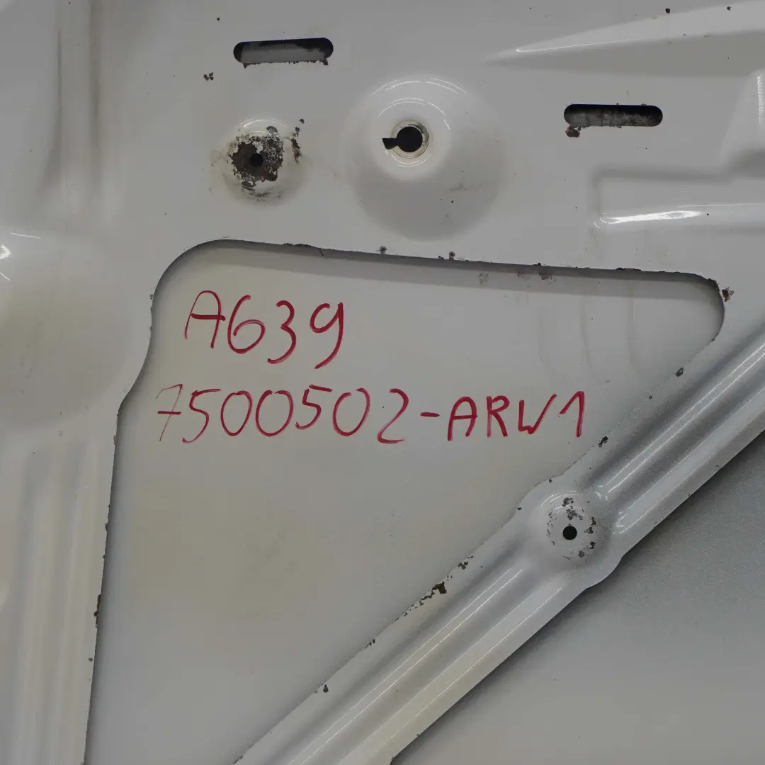 Maska Silnika Arctic White 9147 do Mercedes Vito W639 o numerze A6397500502 Mercedes Vito W639 Maska Silnika Arctic White 9147 - SKU A6397500502-ARW1 - Numer Części A6397500502