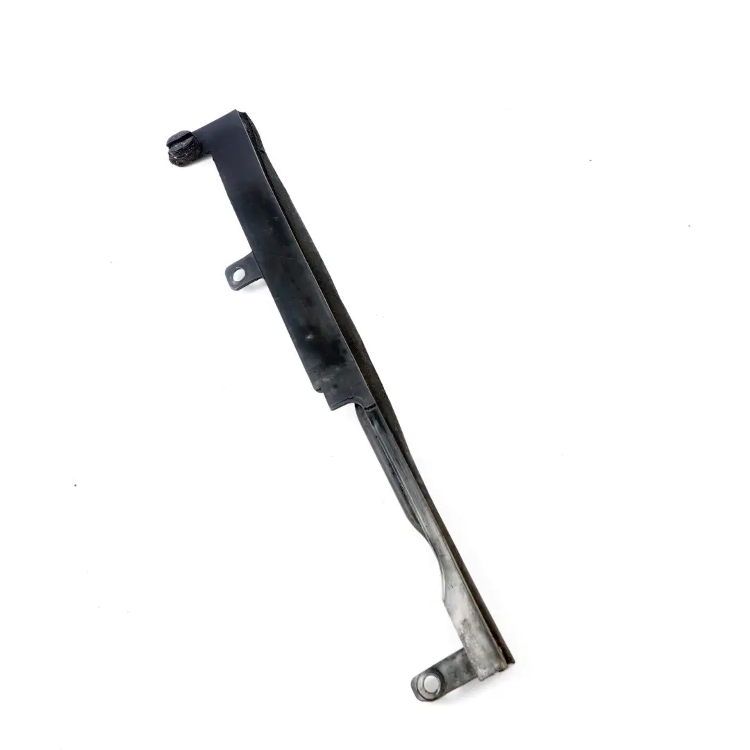 Sportello rifornimento carburante pannello rivestiment per Mercedes W639 con numero di parte A6397520021 Mercedes W639 Sportello rifornimento carburante pannello rivestiment - SKU A6397520021 - Numero di parte A6397520021