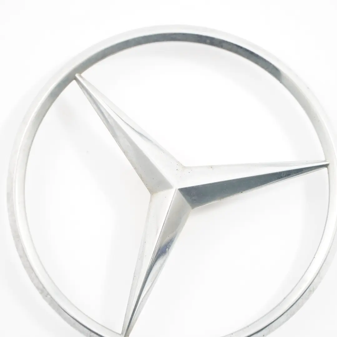 Emblema Maletero Mercedes Vito W639 Tapa Trasera Puerta Logo para con número de pieza A6397580058 Emblema Maletero Mercedes Vito W639 Tapa Trasera Puerta Logo - SKU A6397580058 - Número de pieza A6397580058