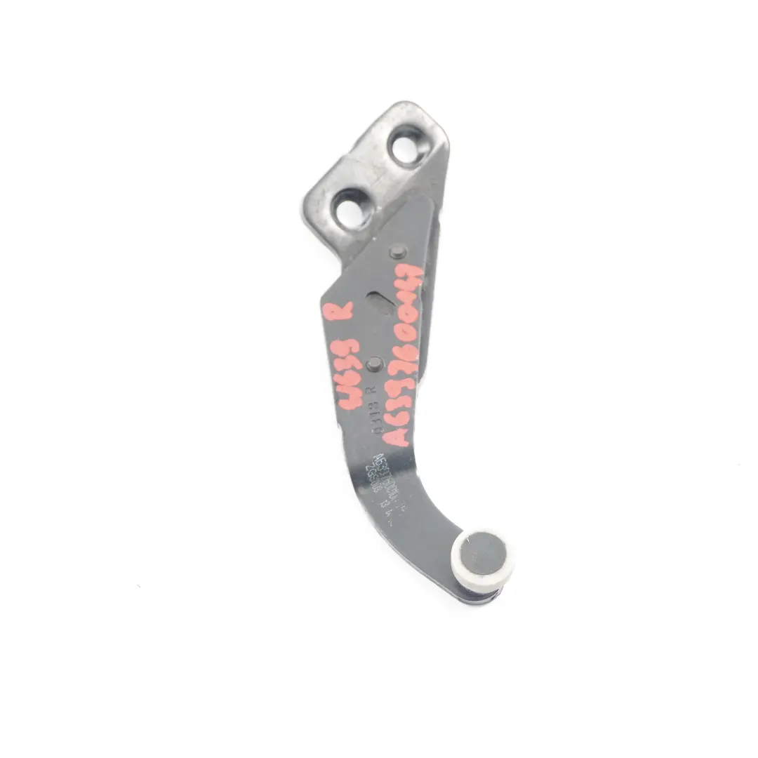 Hinten Schiebe Tür Rollen Scharnier Rechts für Mercedes Vito W639 mit Teilenummer A6397600147 Mercedes Vito W639 Hinten Schiebe Tür Rollen Scharnier Rechts - SKU A6397600147 - Teilenummer A6397600147