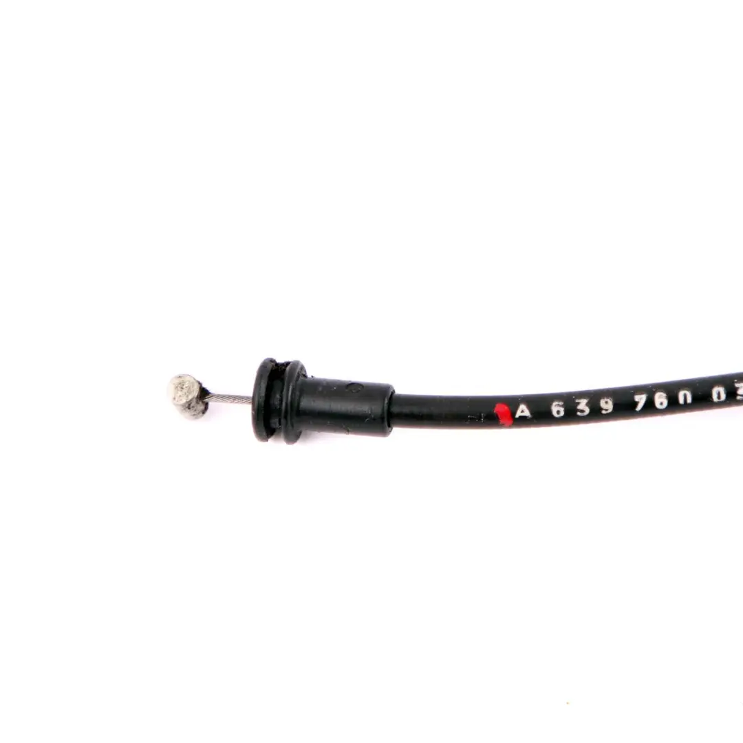Cable de la porte du hayon arriere gauche inferieur Bowden pour Mercedes Vito W639 à propos du numéro de pièce A6397600304 Mercedes Vito W639 Cable de la porte du hayon arriere gauche inferieur Bowden - SKU A6397600304 - Numéro de pièce A6397600304