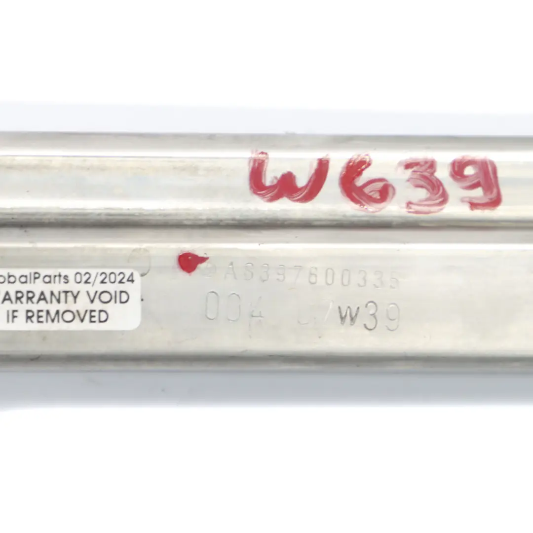 Mercedes Vito W639 Barra inferior puerta corredera trasera derecha - SKU A6397600335 - Número de pieza A6397600335