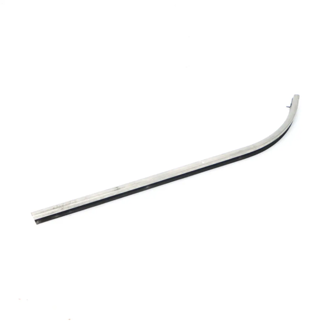 Mercedes W639 Porta scorrevole posteriore destra Guida inferiore - SKU A6397600335 - Numero di parte A6397600335