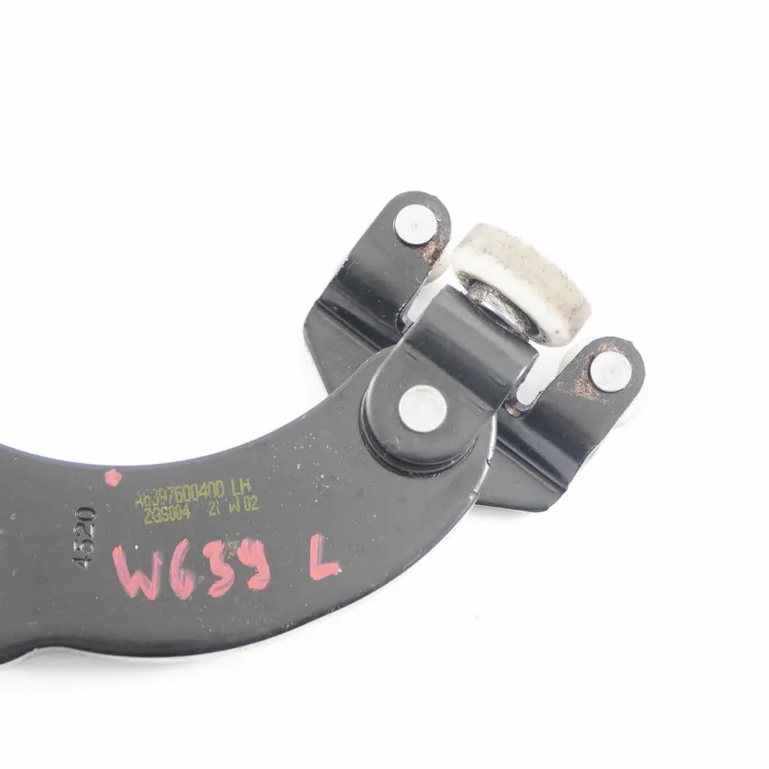 Puerta Corredera Trasera Izquierda Rodillo Bisagra para Mercedes Vito W639 con número de pieza A6397600400 Mercedes Vito W639 Puerta Corredera Trasera Izquierda Rodillo Bisagra - SKU A6397600400 - Número de pieza A6397600400