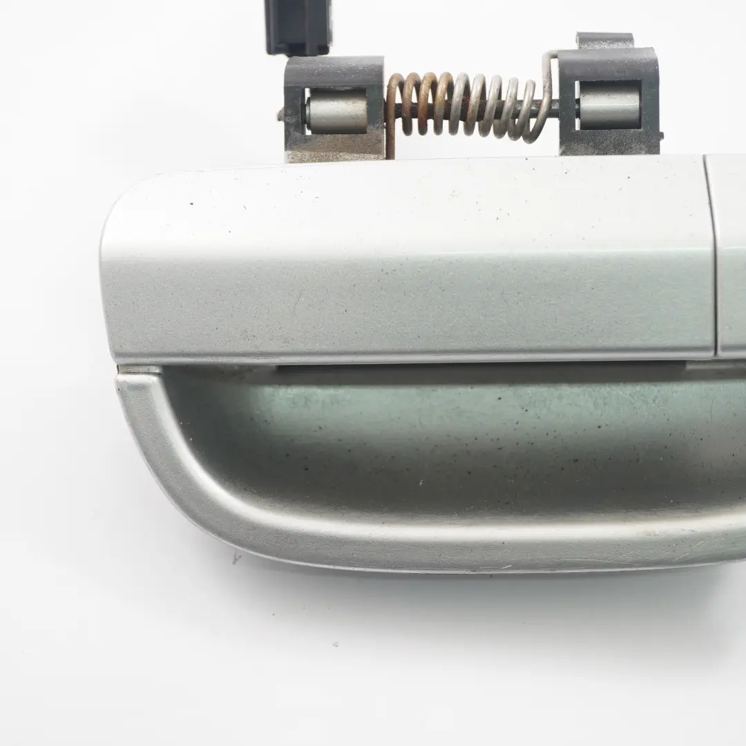 Portón trasero Maletero Liberación Exterior Asa para Mercedes Vito W639 con número de pieza A6397600759 Mercedes Vito W639 Portón trasero Maletero Liberación Exterior Asa - SKU A6397600759 - Número de pieza A6397600759