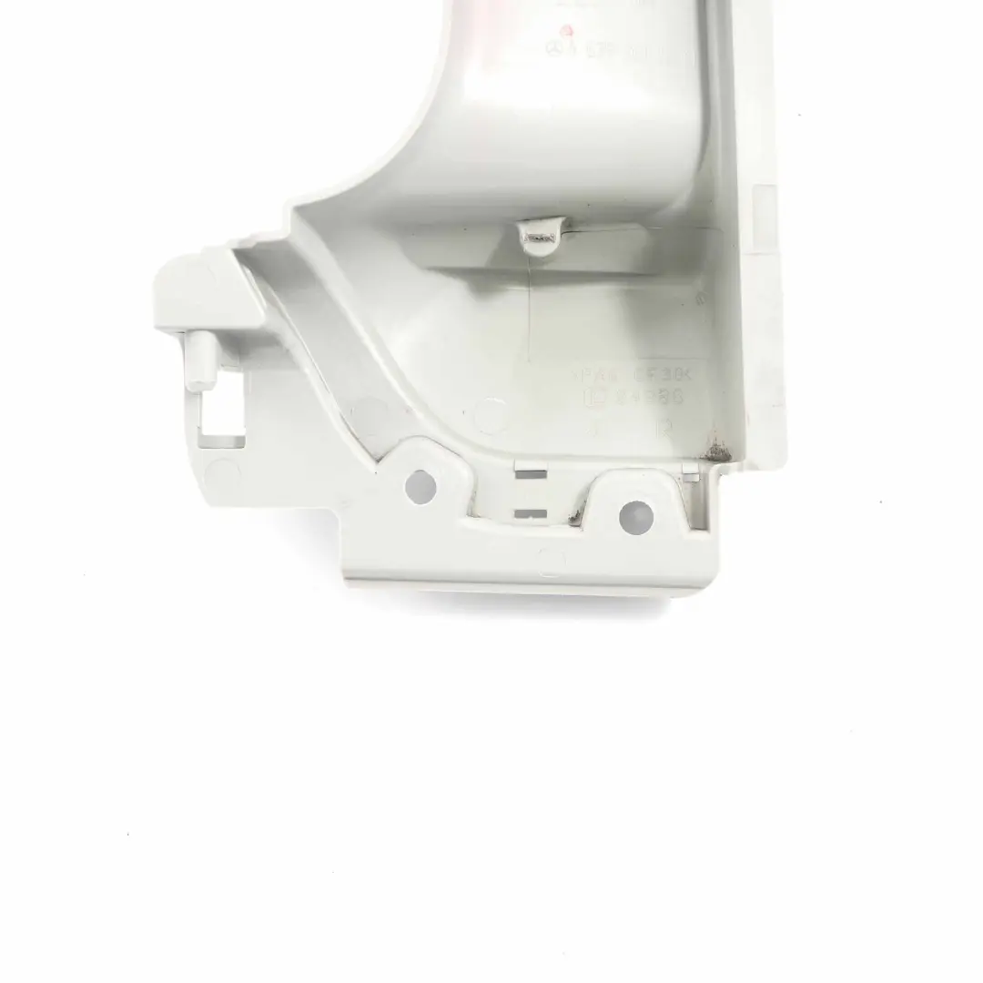 Coulissante a Droite Interieur Poignee pour Mercedes Vito Viano W639 Porte à propos du numéro de pièce A6397601261 Mercedes Vito Viano W639 Porte Coulissante a Droite Interieur Poignee - SKU A6397601261 - Numéro de pièce A6397601261