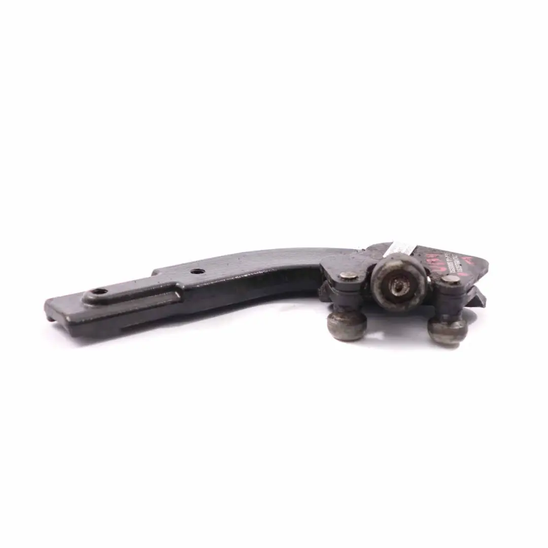 Mercedes Vito W639 Porta Scorrevole Inferiore Sinistra Rullo Guida - SKU A6397601747-1 - Numero di parte A6397601747