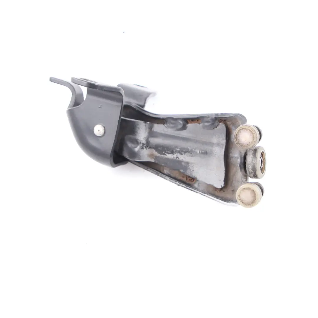 Guía Polea Rodillo Central Izquierda Puerta Corredera para Mercedes W639 con número de pieza A6397602247 Mercedes W639 Guía Polea Rodillo Central Izquierda Puerta Corredera - SKU A6397602247 - Número de pieza A6397602247